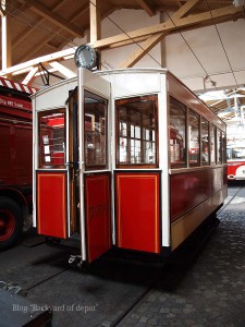 20090926_182633プラハ市バス（チェコ・プラハ_公共交通博物館）_small
